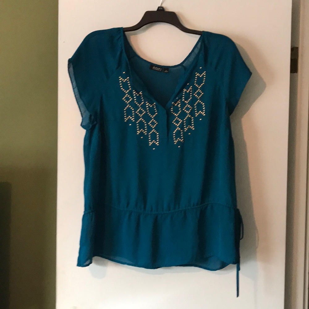 Like new turquoise blouse with gold accents 1x